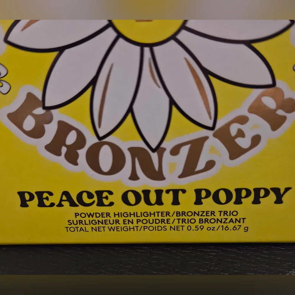 Trixie Cosmetics Peace Out Poppy Flower Power Powder Highlighter/Bronzer Trio